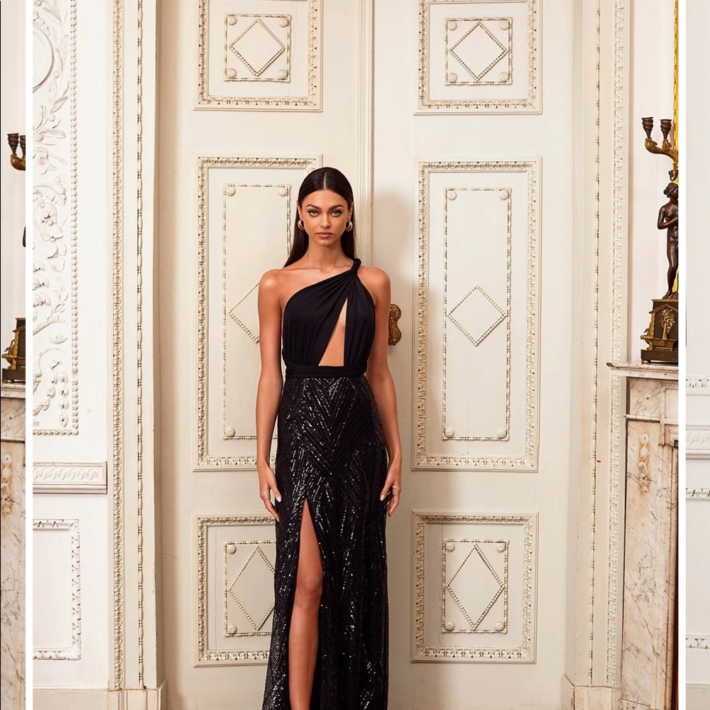 Alamour. Maria. Dress in black. XS